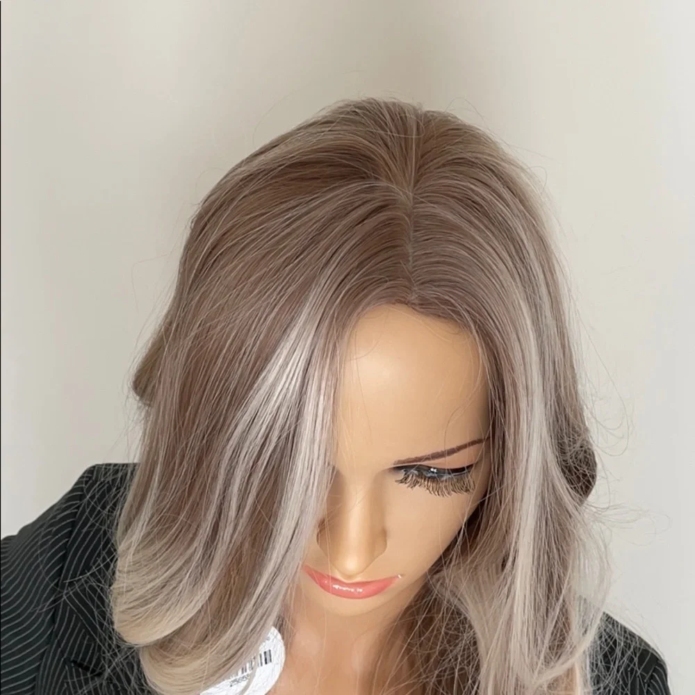 Blonde Long Wavy Fashion Wig - Neutral Blonde